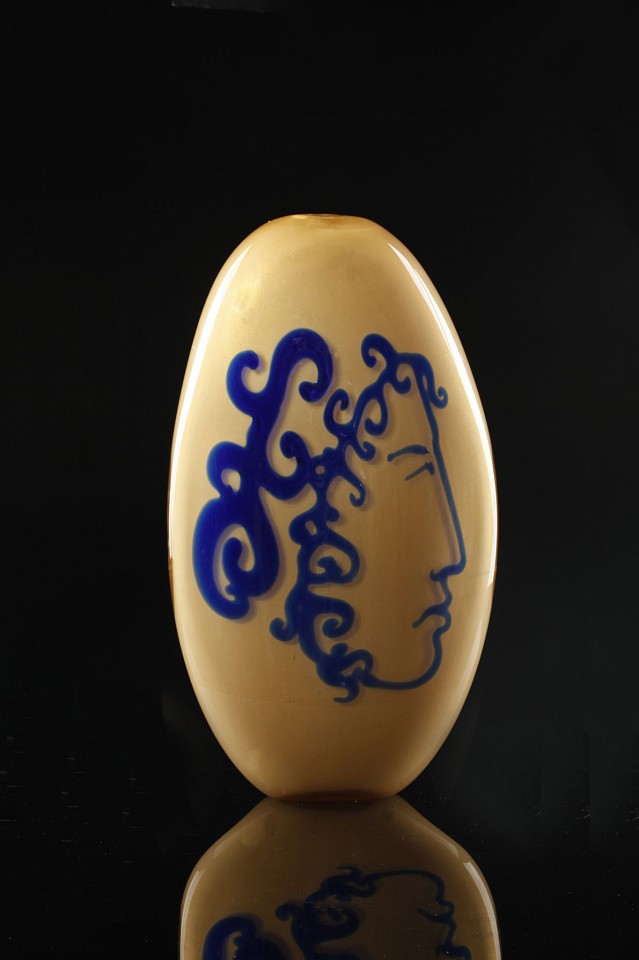 Lucio Bubacco, Face Vase 1
2008, Glass